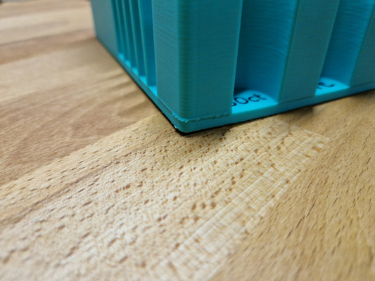 (B-46) 3in1 - Geldscheinständer mit Würfelturm und Challengeaufbewahrung